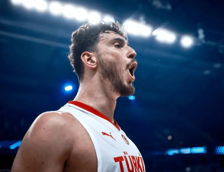 力强, 为火箭防守